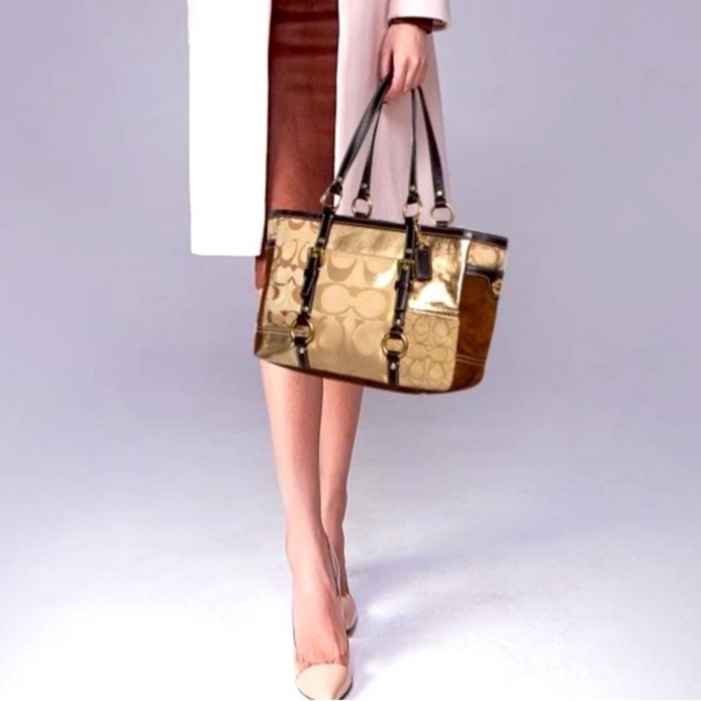 Coach gold signature patchwork gallery tote bag book tote vintage